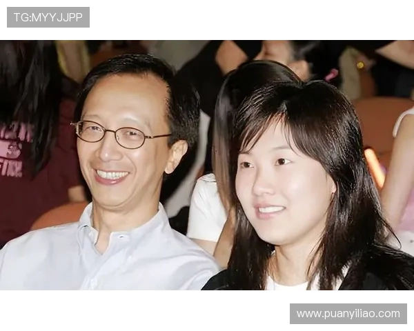 恩爱24年,老少恋的残酷真相,在伏明霞梁锦松身上体现得一览无余!_生活_婚姻_年龄